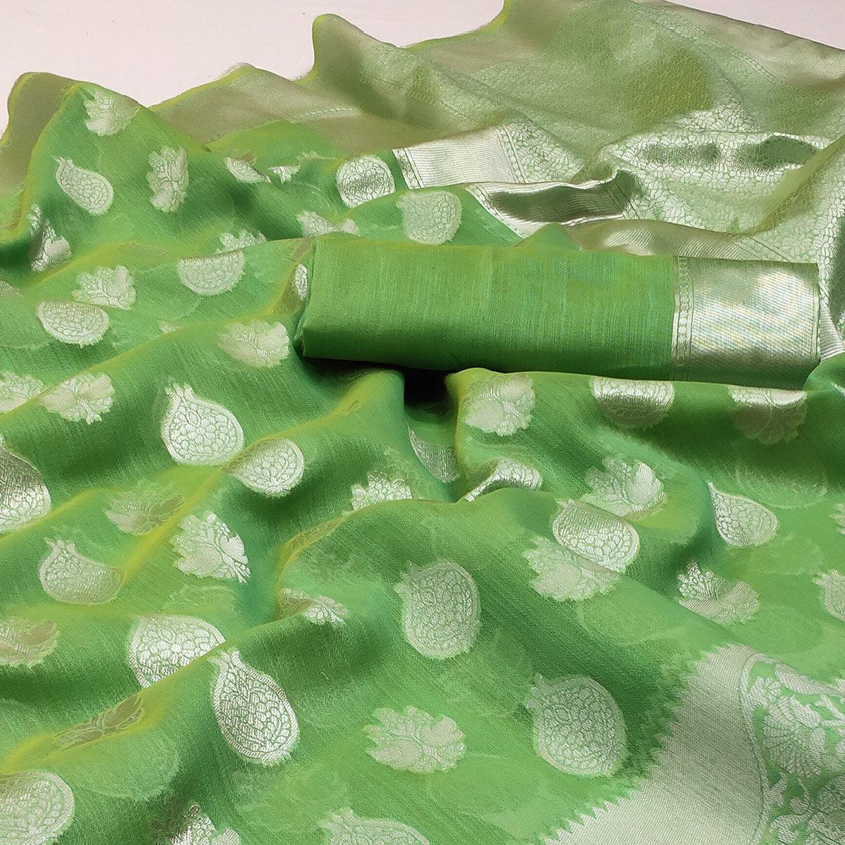green-festive-wear-woven-banarasi-saree-131302