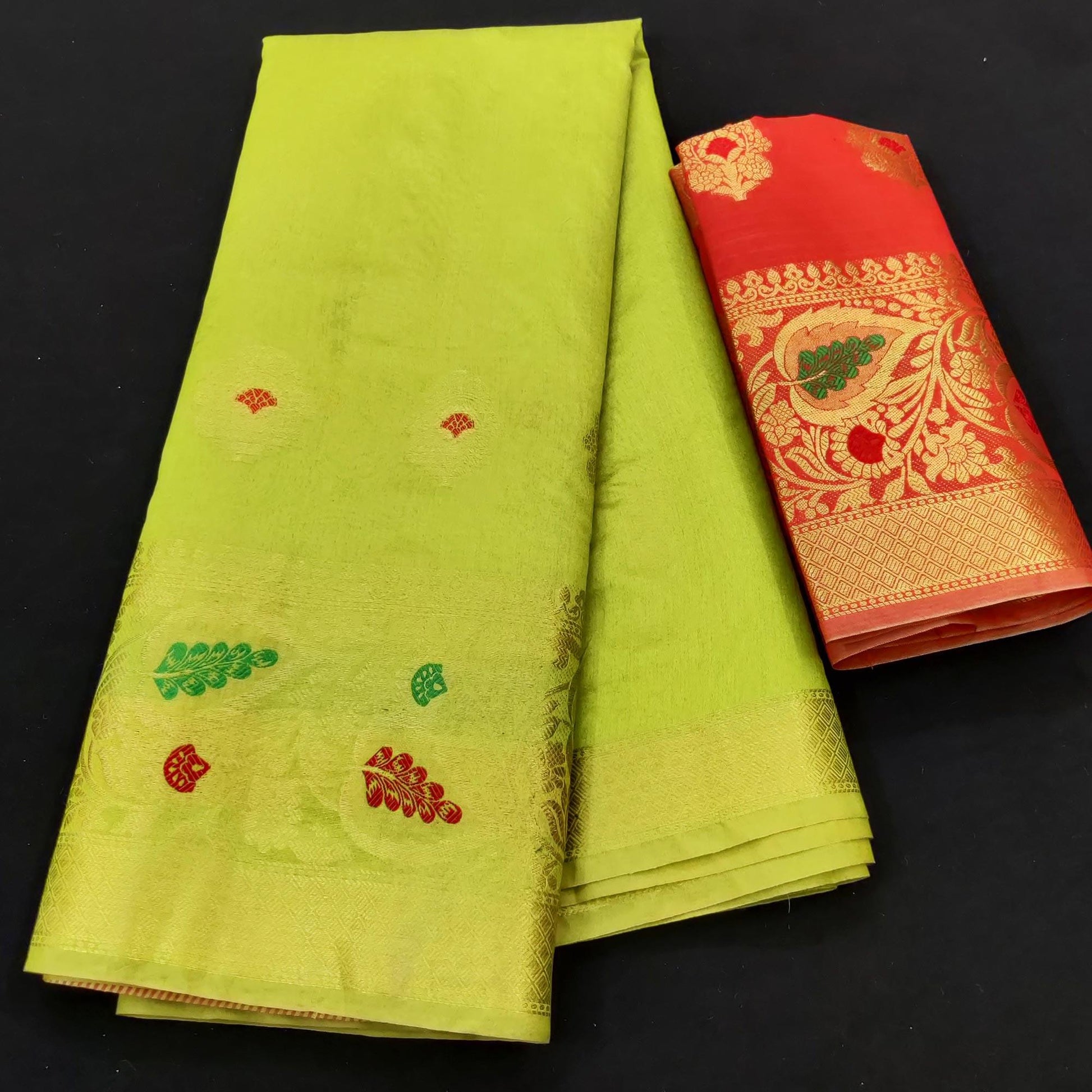 green-festive-wear-woven-banarasi-saree-with-butta-and-jacquard-border-125945