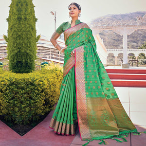 green-festive-wear-woven-banarasi-silk-saree-140435