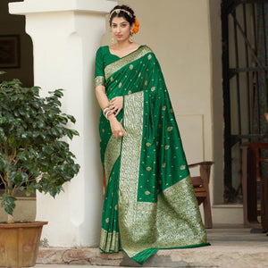 green-festive-wear-woven-banarasi-silk-saree-134701