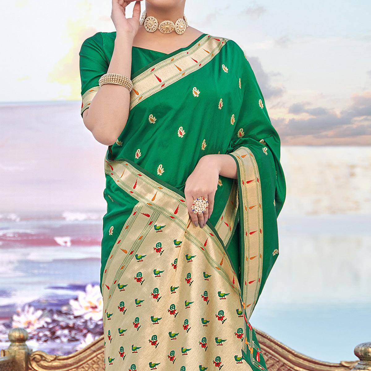 green-festive-wear-woven-banarasi-silk-saree-139398