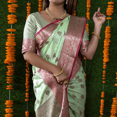green-festive-wear-woven-banarasi-silk-saree