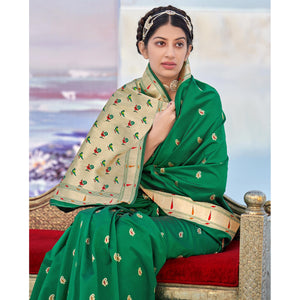 green-festive-wear-woven-banarasi-silk-saree-139398