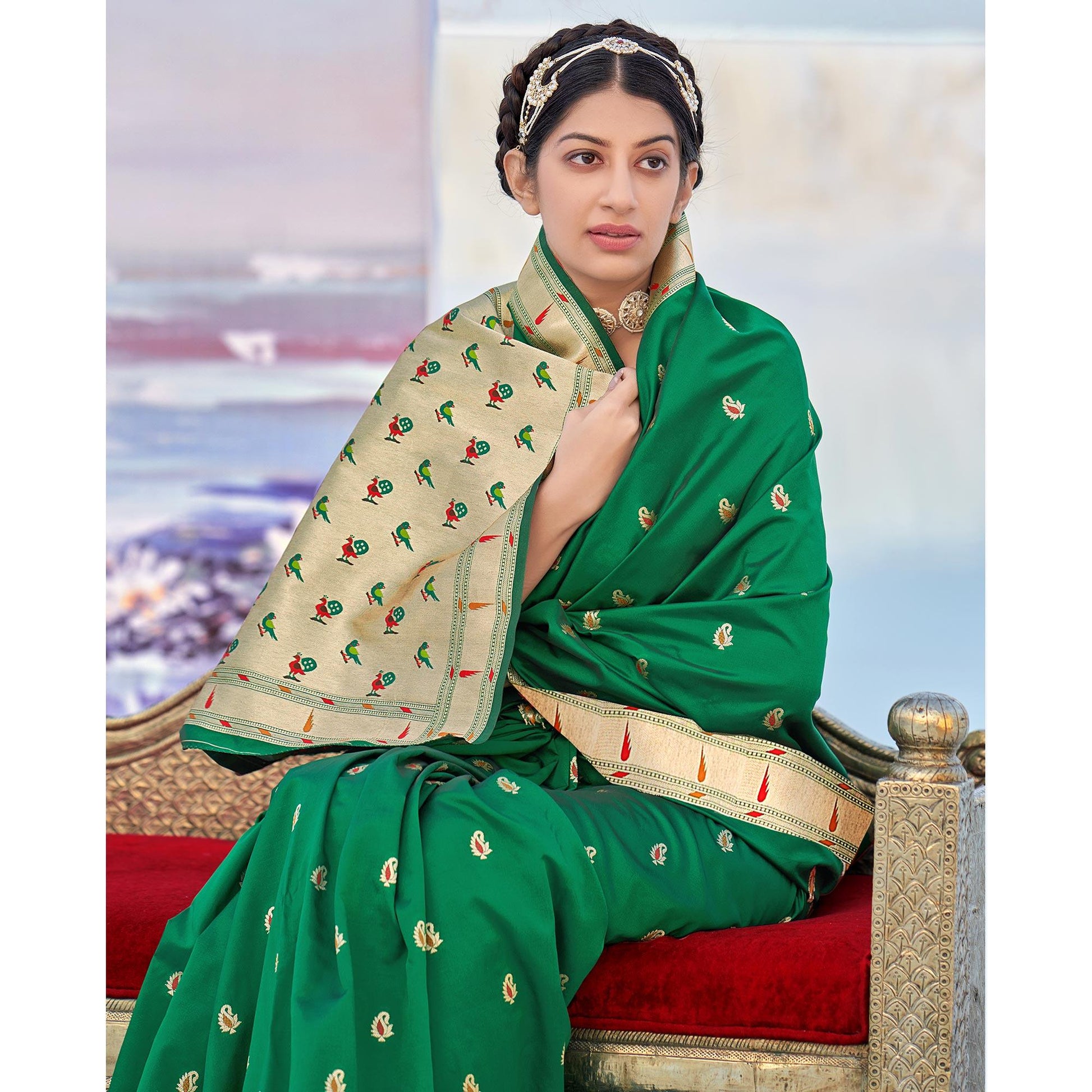 green-festive-wear-woven-banarasi-silk-saree-139398