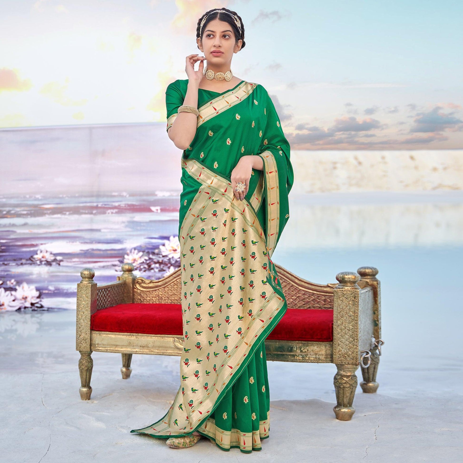 green-festive-wear-woven-banarasi-silk-saree-139398