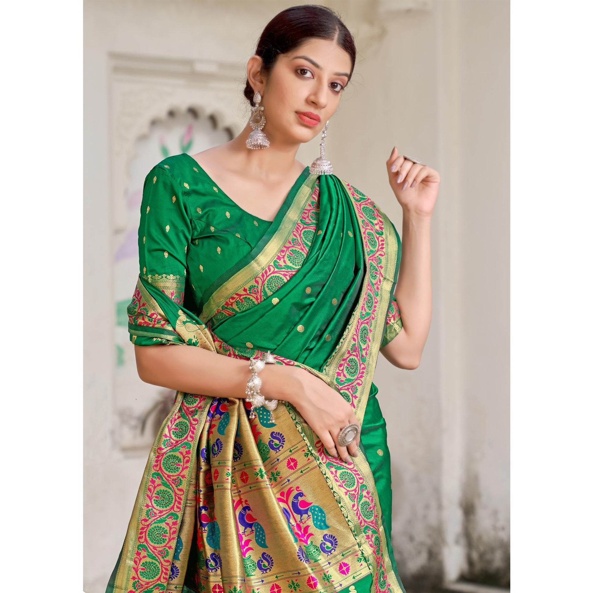 green-festive-wear-woven-banarasi-soft-silk-saree-126016