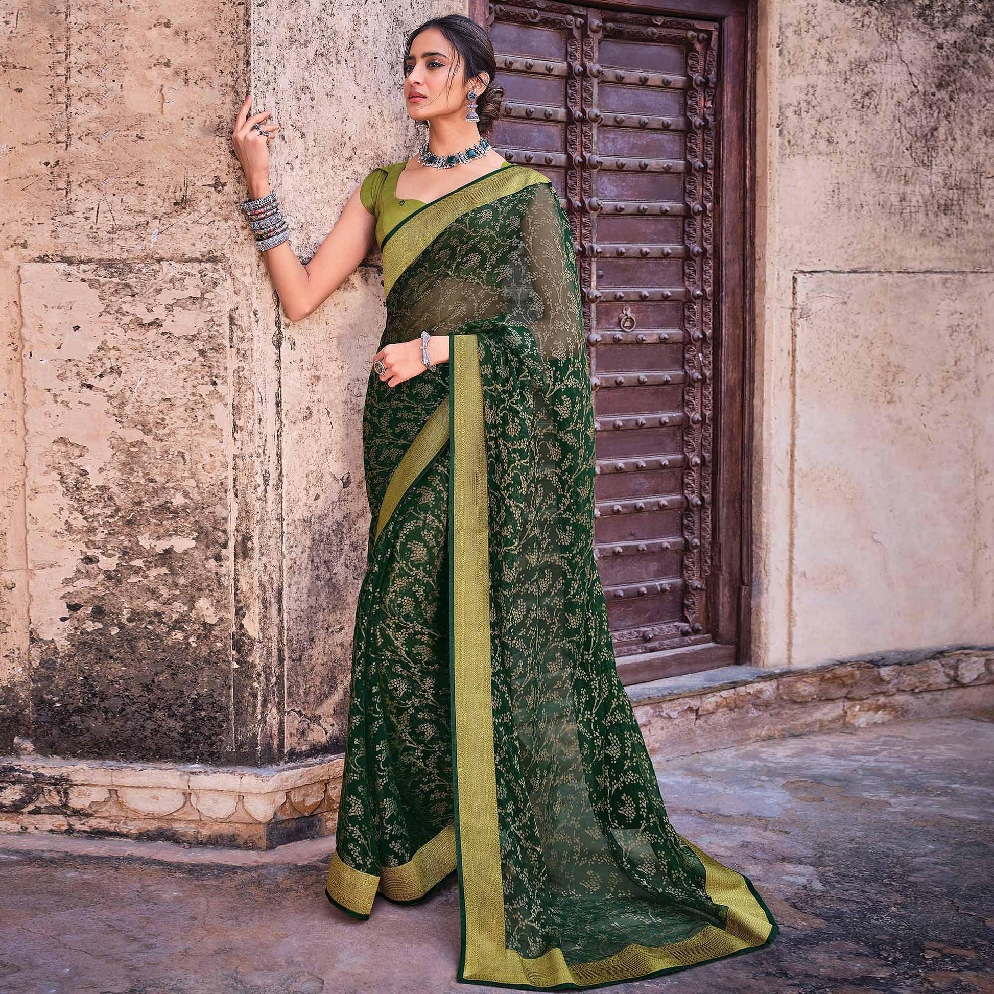 green-festive-wear-woven-brasso-saree-141529