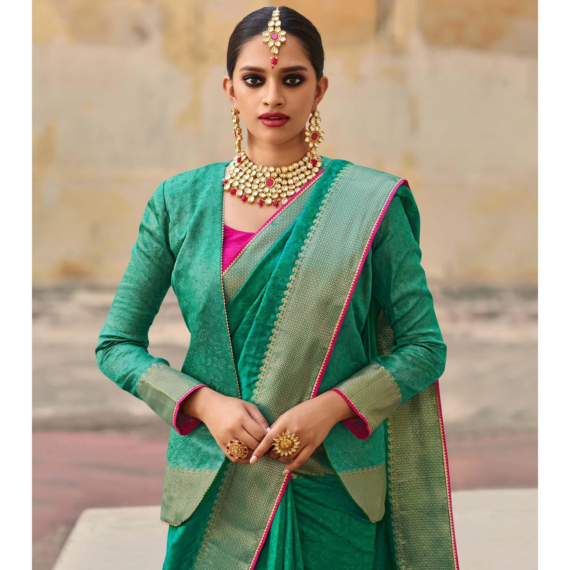 green-festive-wear-woven-fancy-silk-saree-123040