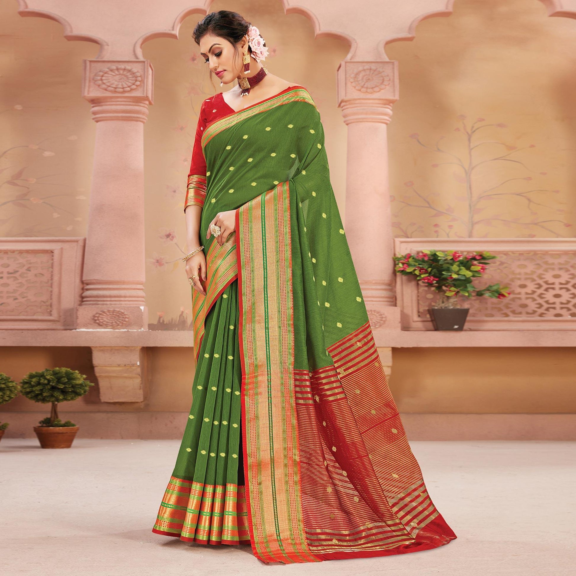 green-festive-wear-woven-handloom-silk-saree-122696