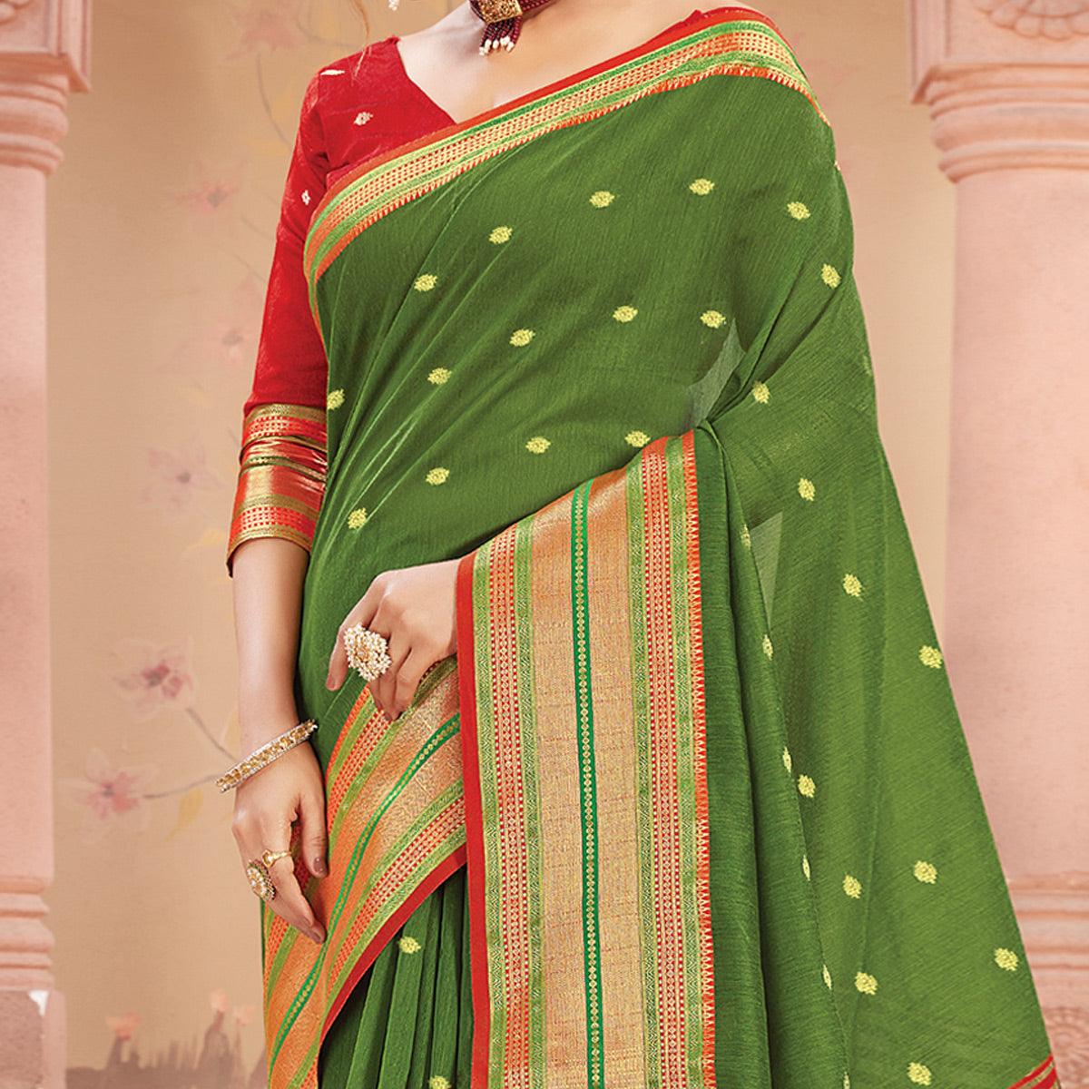 green-festive-wear-woven-handloom-silk-saree-122696