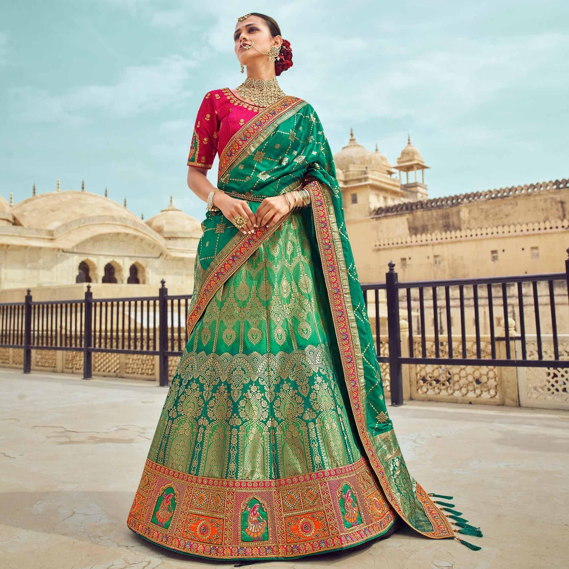 green-festive-wear-woven-heavy-banarasi-silk-lehenga-choli-136871