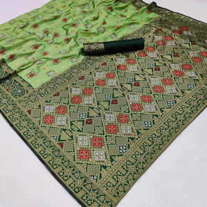 green-festive-wear-woven-heavy-silk-saree-128958
