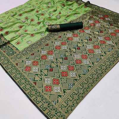 green-festive-wear-woven-heavy-silk-saree-128958