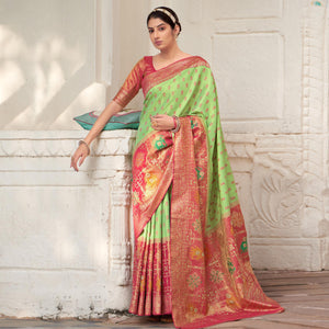 green-festive-wear-woven-kanjivaram-silk-saree-128929