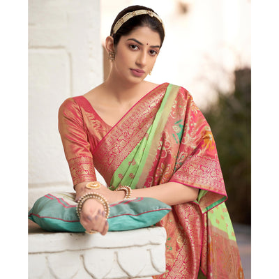 green-festive-wear-woven-kanjivaram-silk-saree-128929