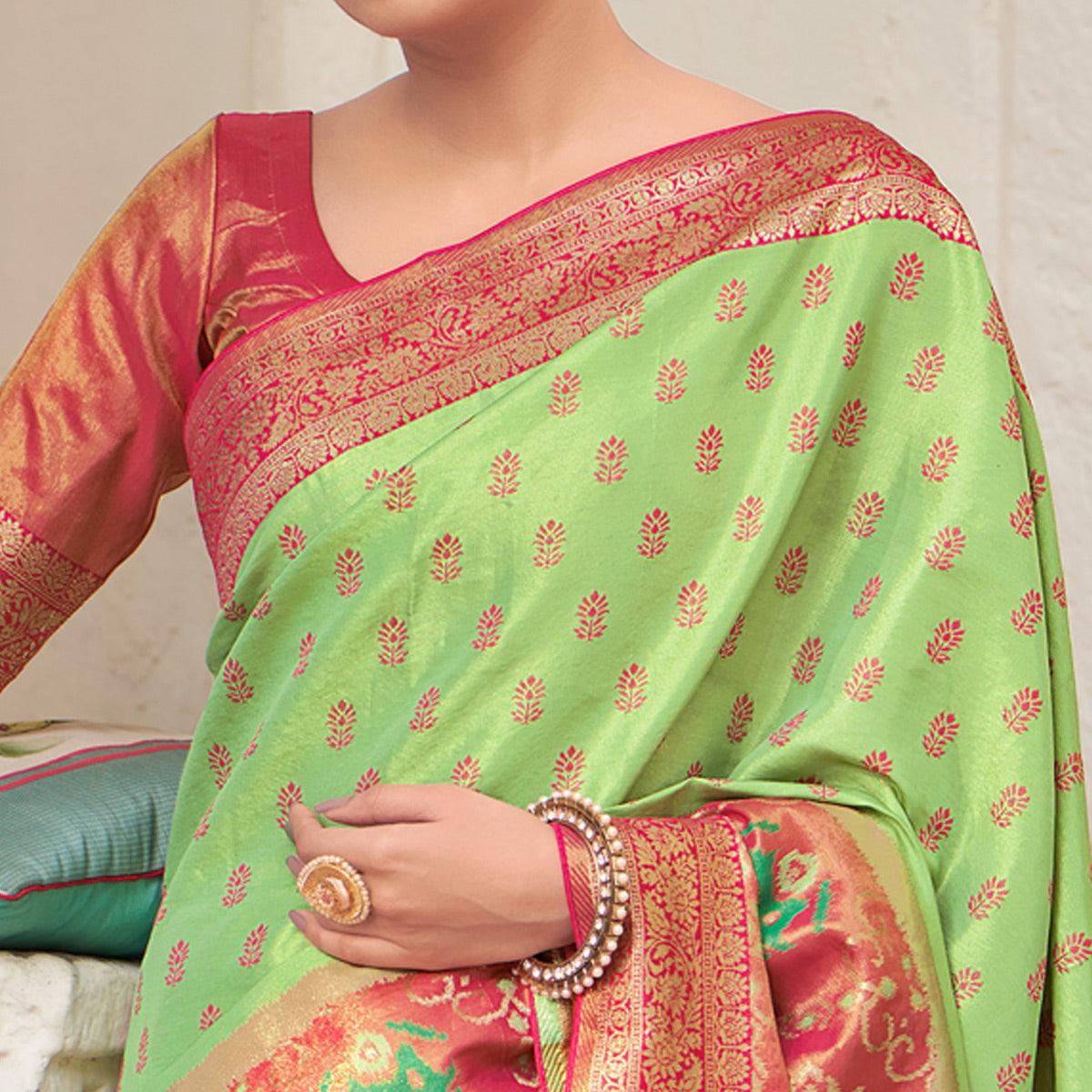 green-festive-wear-woven-kanjivaram-silk-saree-128929