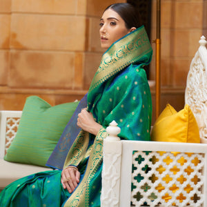 green-festive-wear-woven-pure-kanjivaram-silk-saree