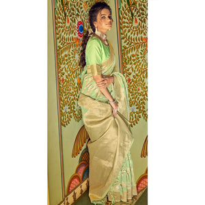 green-festive-wear-woven-linen-saree-140747