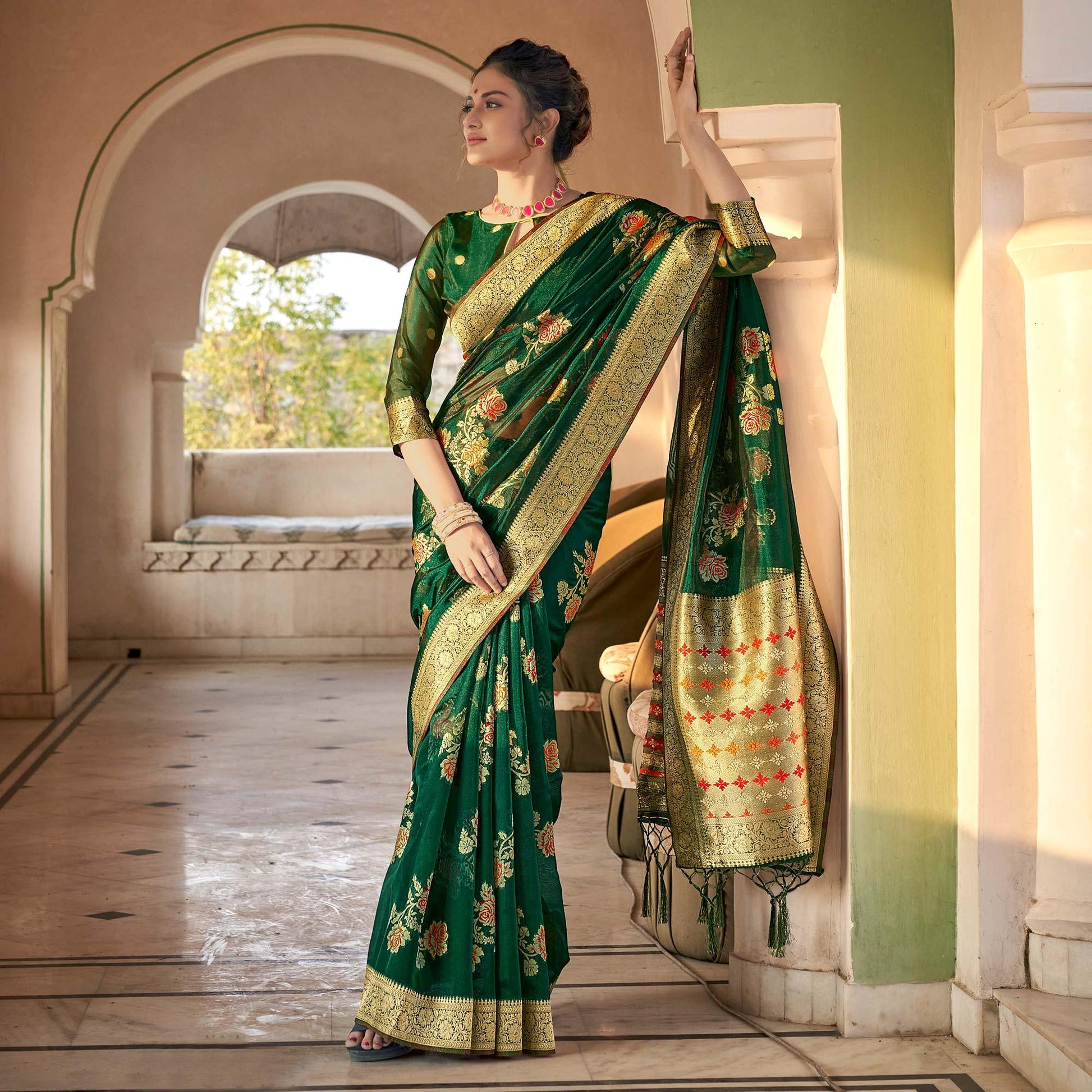 green-festive-wear-woven-organza-saree-137907