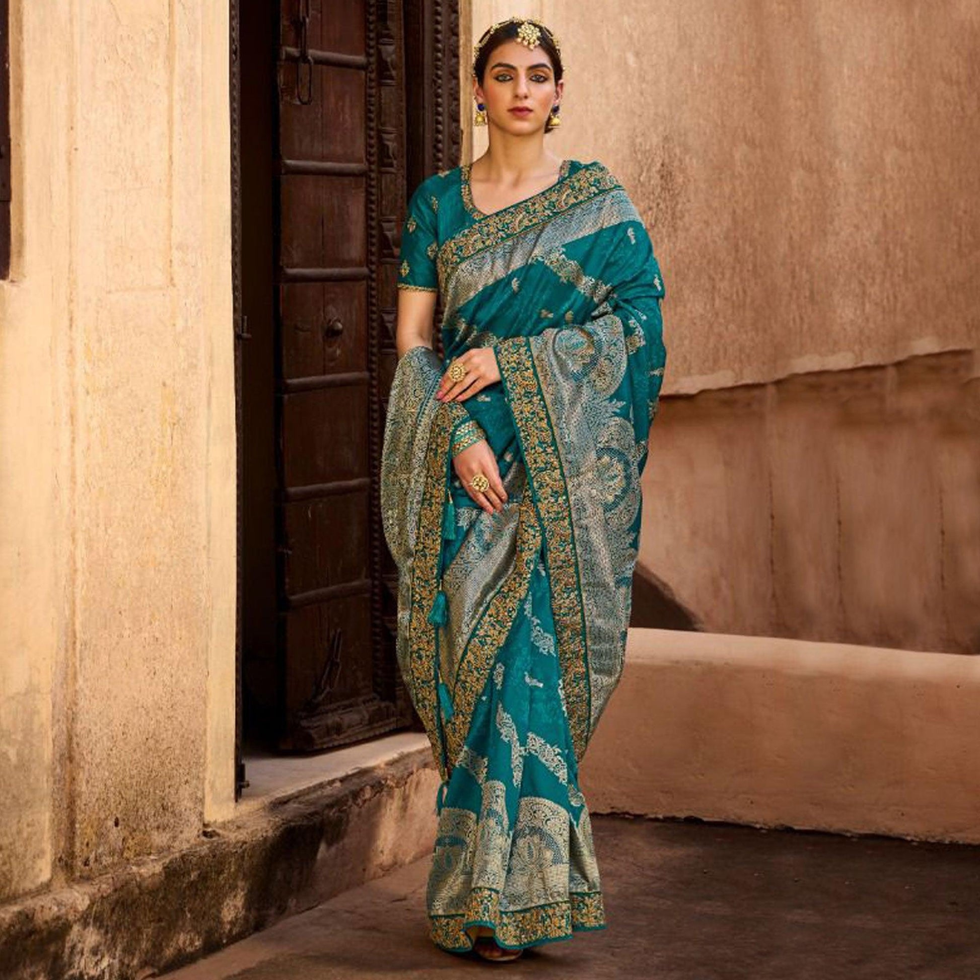 green-festive-wear-woven-poly-silk-saree-127661