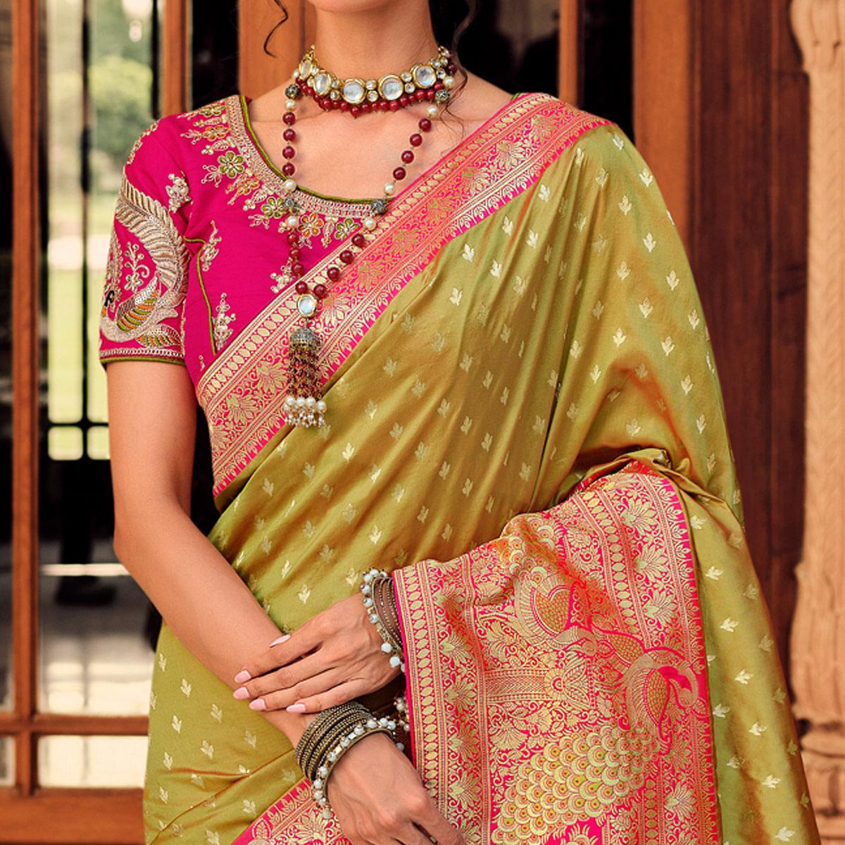 green-festive-wear-woven-silk-saree