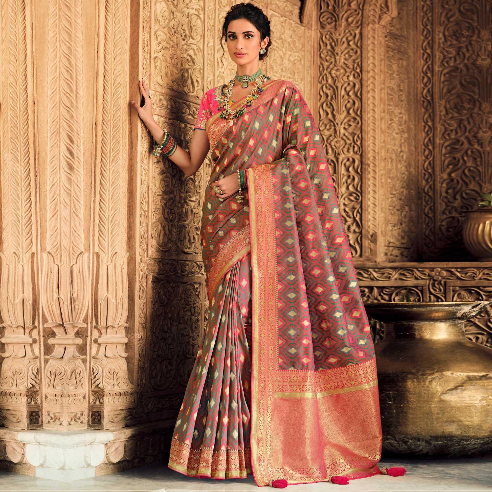 green-festive-wear-woven-silk-saree-130724