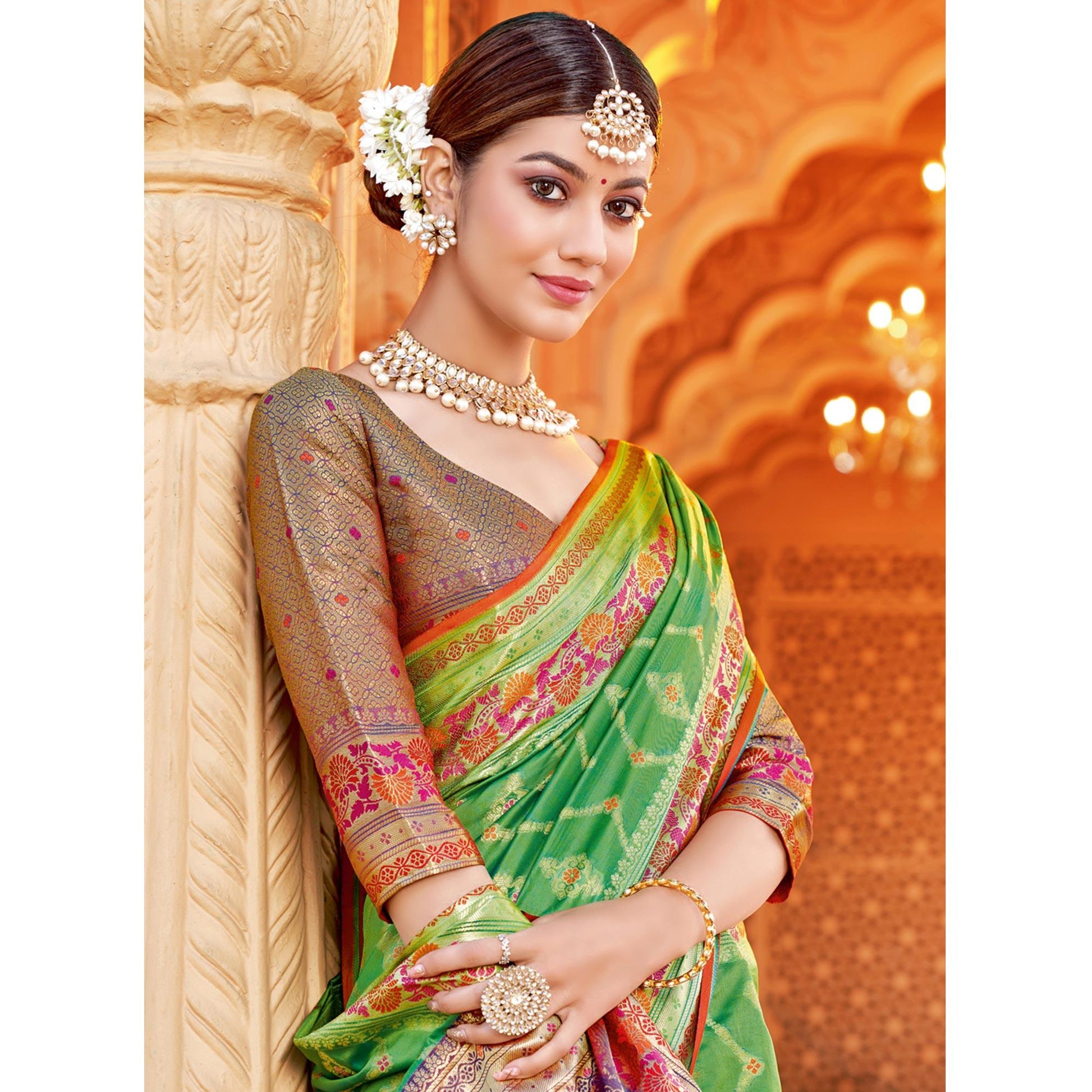 green-festive-wear-woven-silk-saree-139528