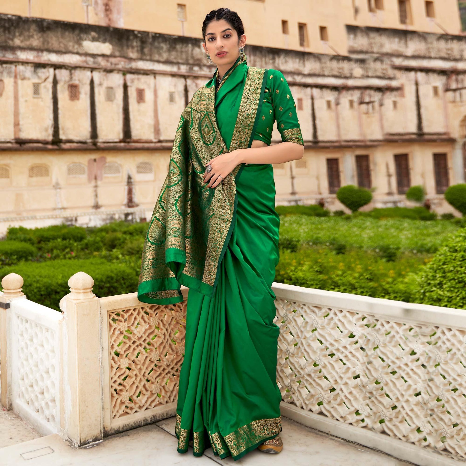 green-festive-wear-woven-soft-banarasi-silk-saree-119213