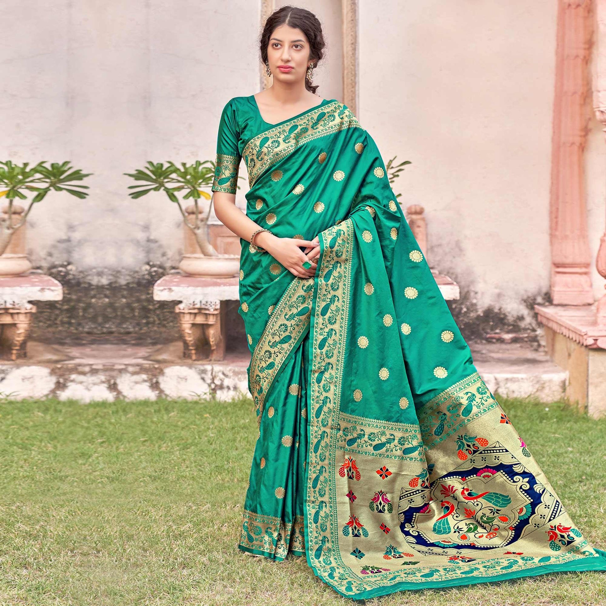 green-festive-wear-woven-soft-banarasi-silk-saree-129789