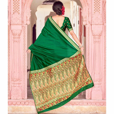 green-festive-wear-woven-soft-banarasi-silk-saree-128574