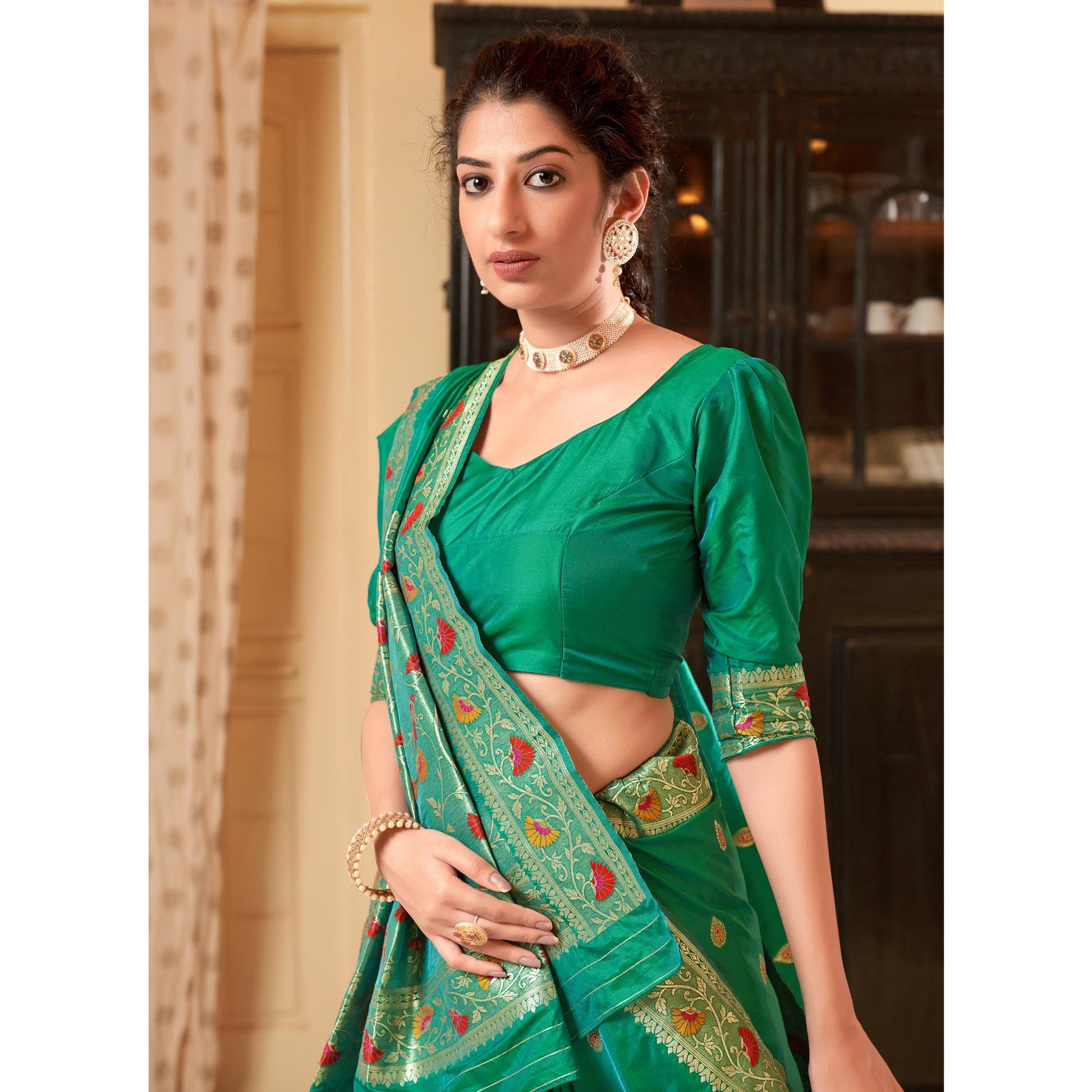 green-festive-wear-woven-soft-banarasi-silk-saree-131150