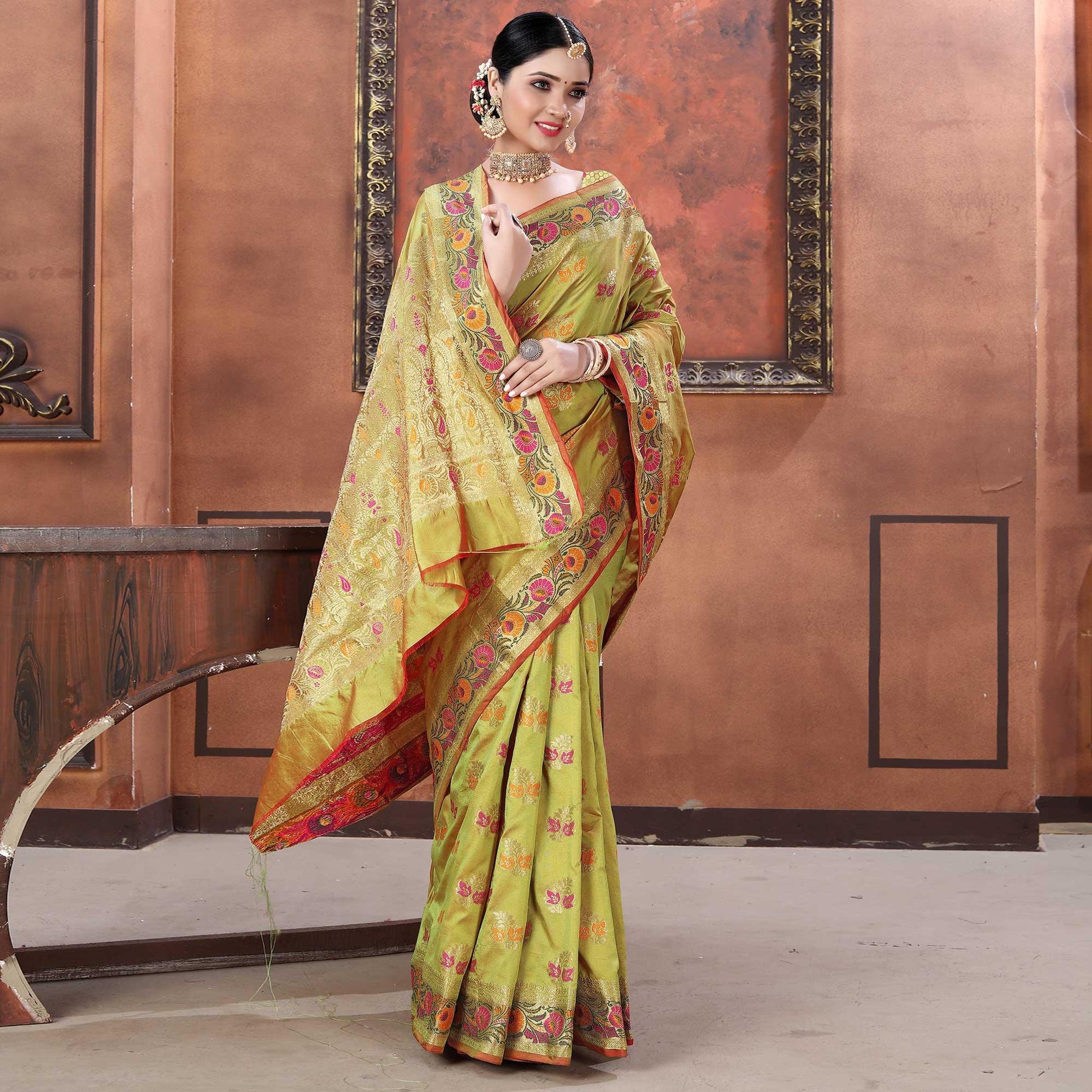 green-festive-wear-woven-soft-silk-saree-128407