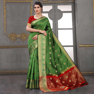 green-festive-wear-woven-with-meena-butta-lining-pallu-soft-silk-saree-112135