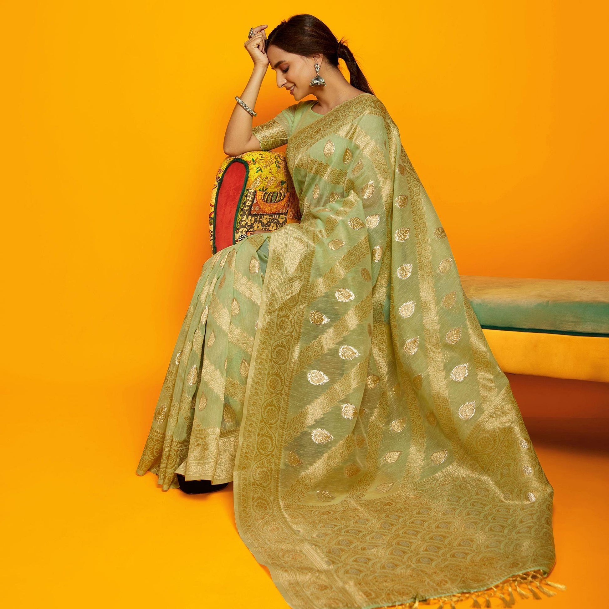 green-festive-wear-zari-work-cotton-saree-137901