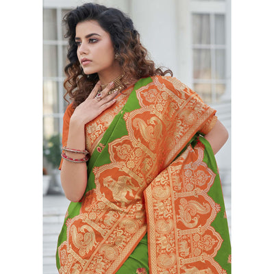 green-festive-wear-zari-woven-banarasi-silk-saree-138812