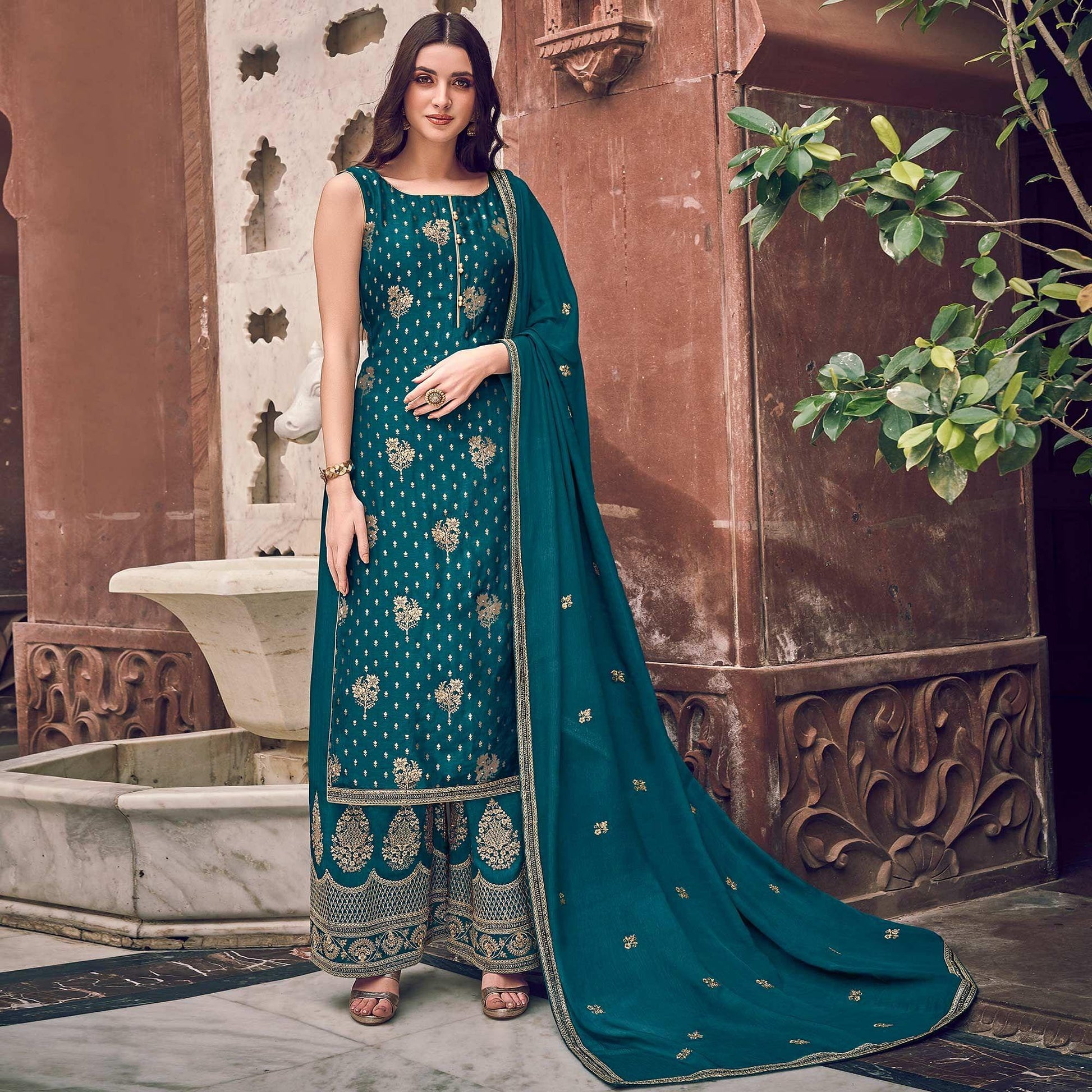 green-floral-embroidered-pure-dola-jacquard-partywear-suit-123072