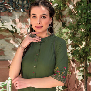 green-floral-embroidered-rayon-kurti-143986