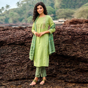 green-floral-embroidered-with-stripe-printed-cotton-kurti-pant-set