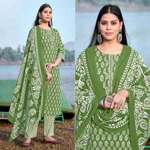 green-floral-printed-pure-cotton-kurti-pant-set-144743