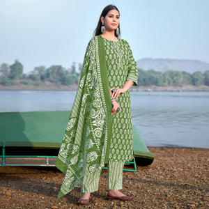 green-floral-printed-pure-cotton-kurti-pant-set-144743