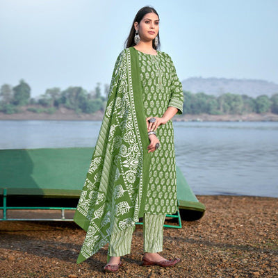 green-floral-printed-pure-cotton-kurti-pant-set-144743