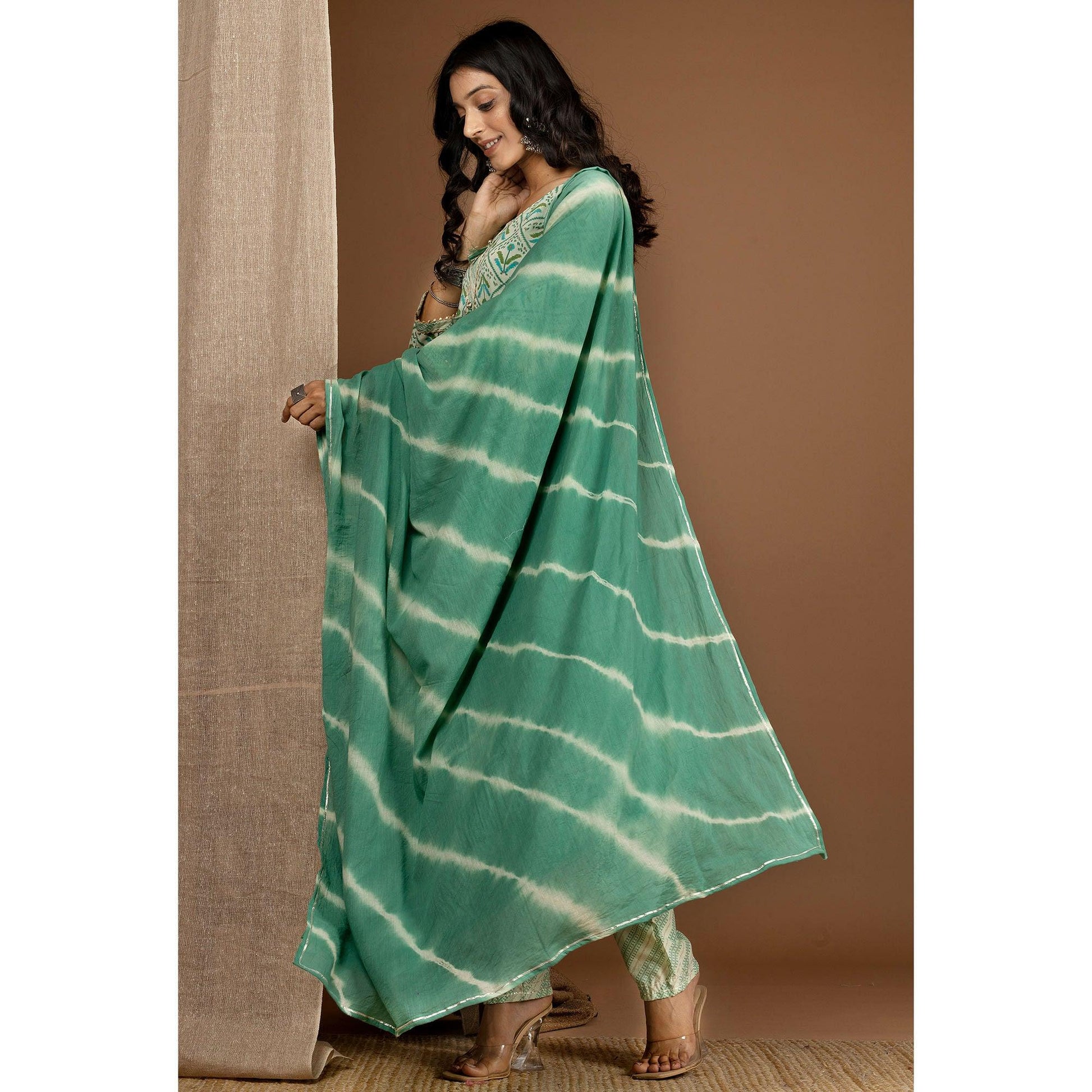 green-floral-printed-pure-cotton-kurti-pant-set-144157