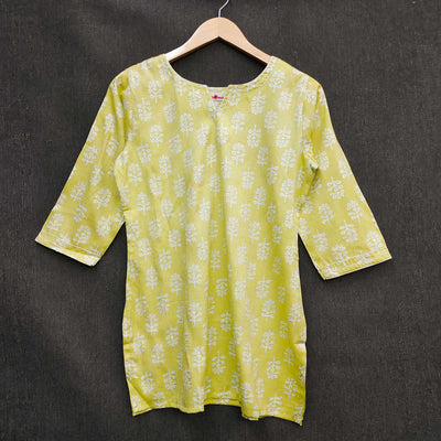 green-foil-printed-rayon-top-144421