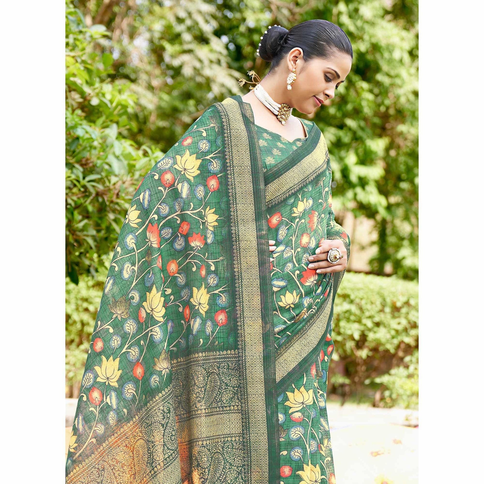 green-kalamkari-digital-printed-linen-saree-with-tassels-144125