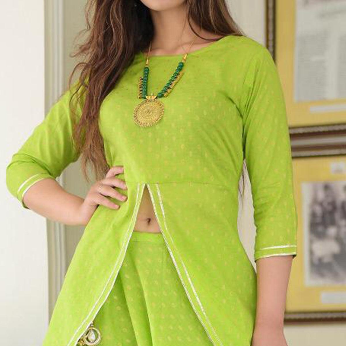flamboyant-green-colored-partywear-meenakari-jacquard-work-cotton-kurti-skirt-47175