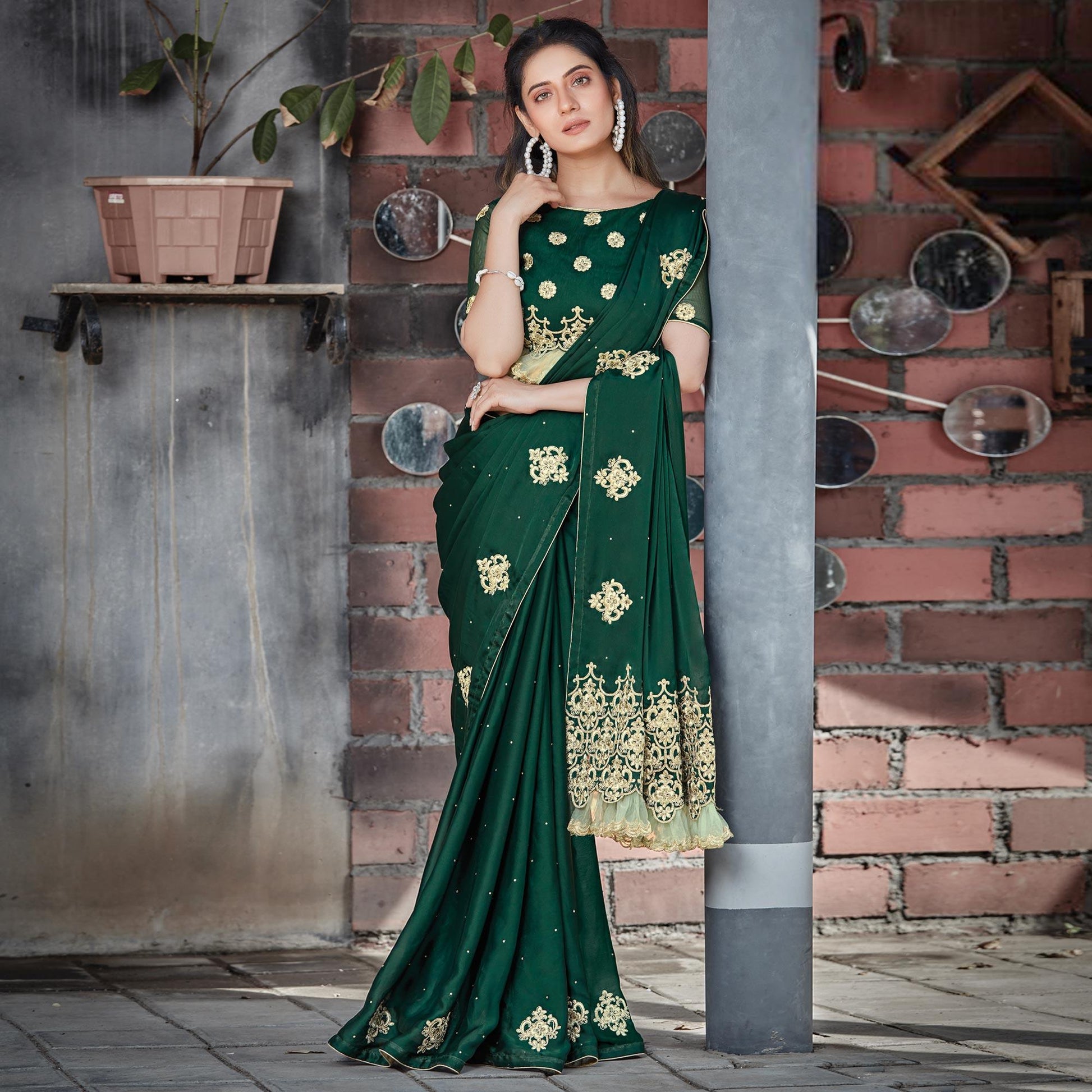 green-festive-wear-embroidered-silk-georgette-saree-121759
