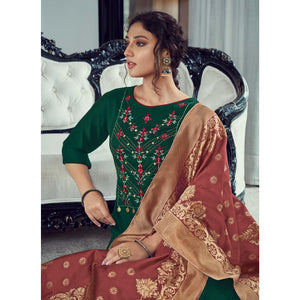 green-party-wear-embroidered-silk-kurti-pant-set-with-banarasi-jacquard-dupatta-137988