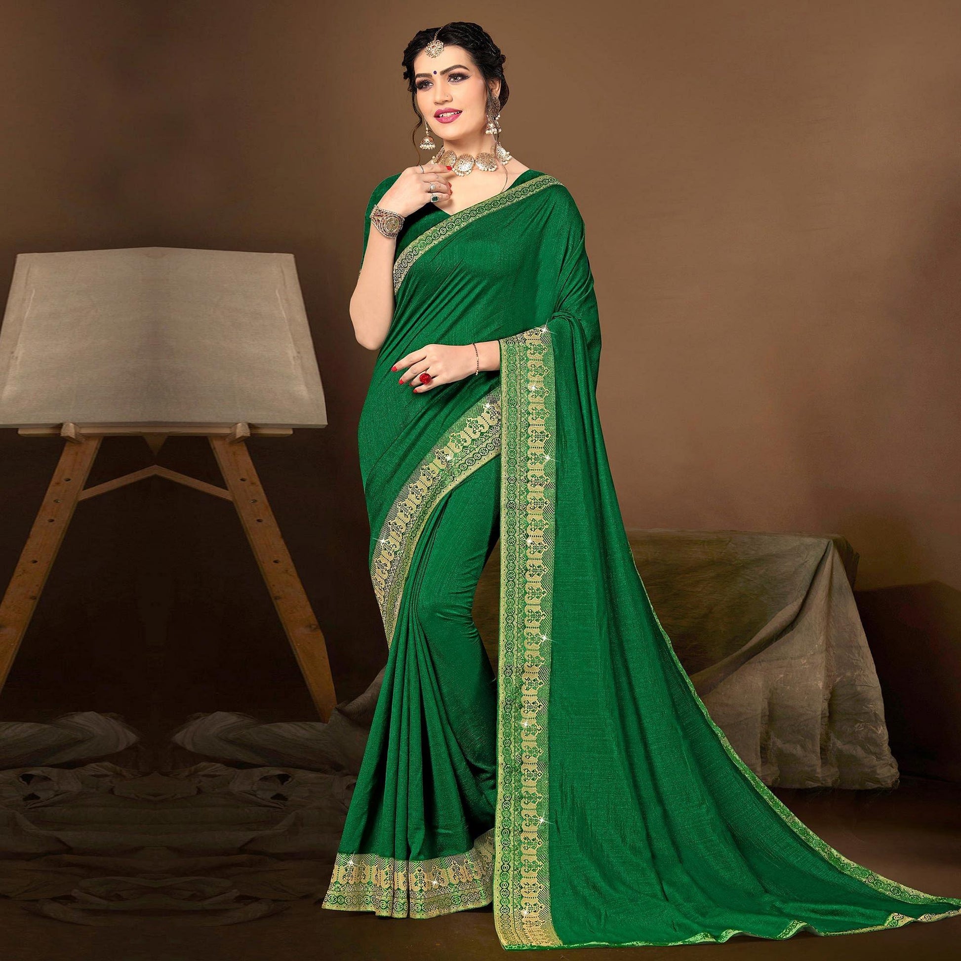 green-party-wear-lace-work-silk-saree-141341