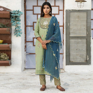 green-partywear-floral-print-with-embroidered-cotton-kurti-pant-set-126223