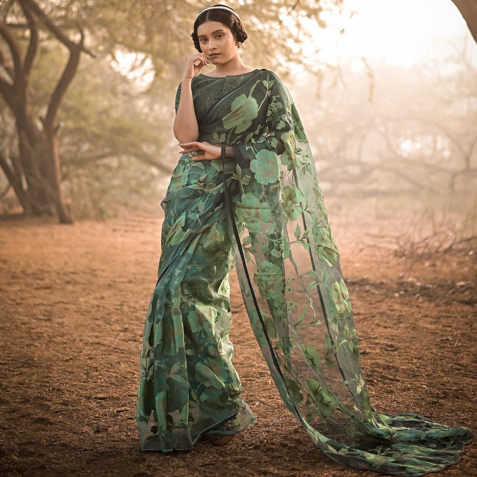 green-partywear-piping-stone-velvet-zari-organza-saree-135542